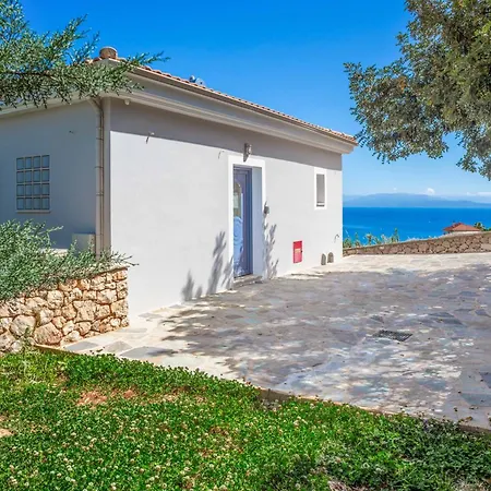 Ponti Villa