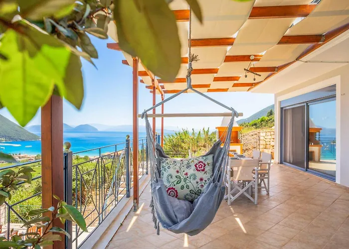 Ponti Villa *